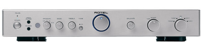 Rotel RA-05 ge&iuml;ntegreerde versterker ra04