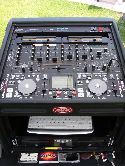 Numark iDJ2