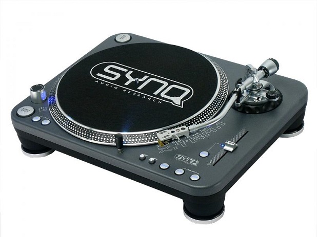 synq xtrm1 pu dj disco platendraaier